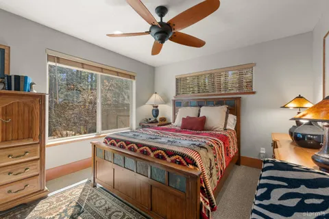 $1,595,000 | 962 Modesto Avenue, South Lake Tahoe, CA 96150