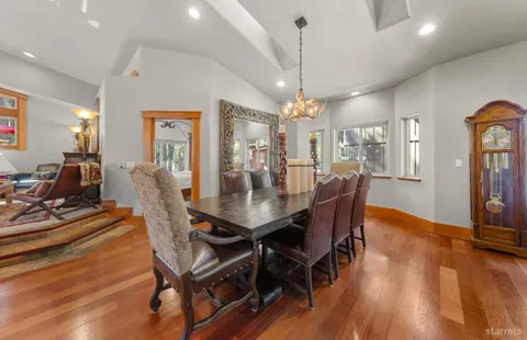 $1,595,000 | 962 Modesto Avenue, South Lake Tahoe, CA 96150