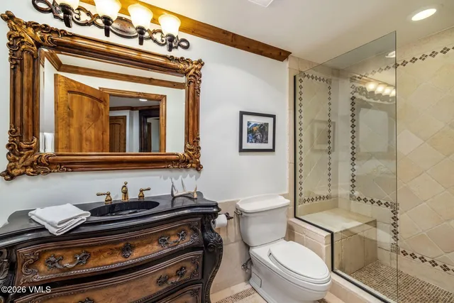 $6,500,000 | 12 Vail Road, Unit R8, Vail, CO 81657