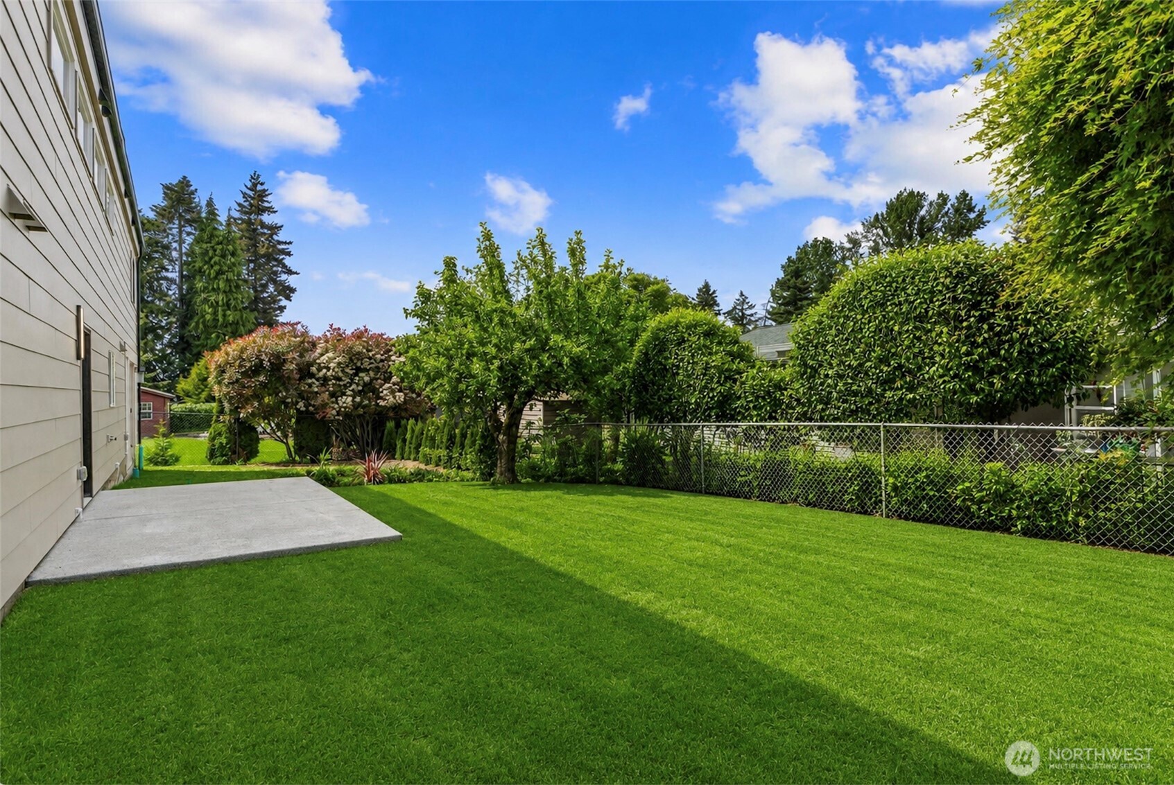 228 Southwest 183rd Street Normandy Park, WA 98166 - Photo 34 of 34