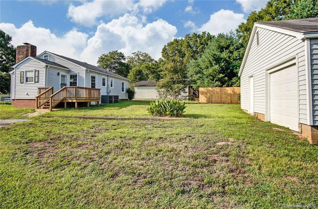 1606 Hinson Road Monroe, NC 28112 - Photo 2 of 21 Gallery Image 2