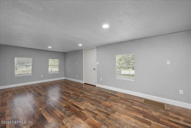 $250,000 | 113 Bluegill Drive, Interlachen, FL 32148