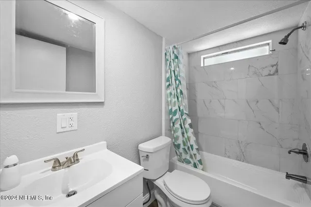 $250,000 | 113 Bluegill Drive, Interlachen, FL 32148