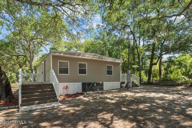 $250,000 | 113 Bluegill Drive, Interlachen, FL 32148