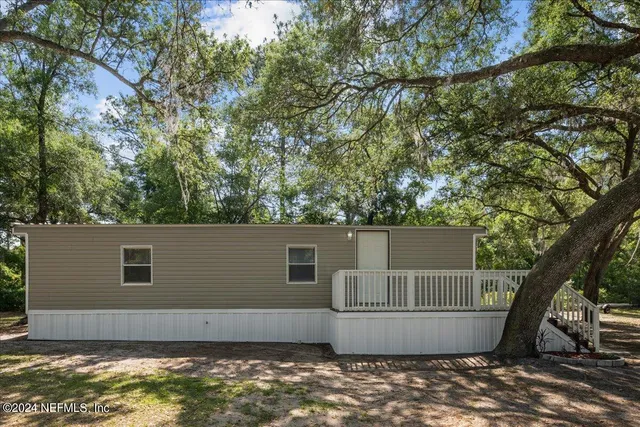 $250,000 | 113 Bluegill Drive, Interlachen, FL 32148