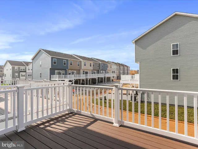 $1,800 | 331 Sandy Btm Circle, Ranson, WV 25438