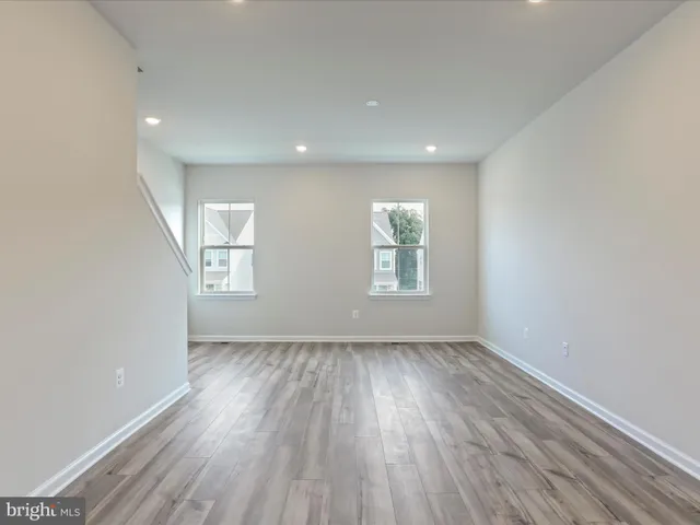 $1,800 | 331 Sandy Btm Circle, Ranson, WV 25438