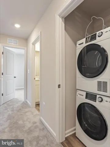 $1,800 | 331 Sandy Btm Circle, Ranson, WV 25438