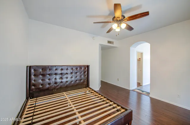 $2,000 | 8317 North 61st Lane, Glendale, AZ 85302