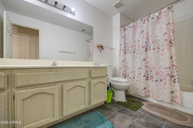 $2,000 | 8317 North 61st Lane, Glendale, AZ 85302