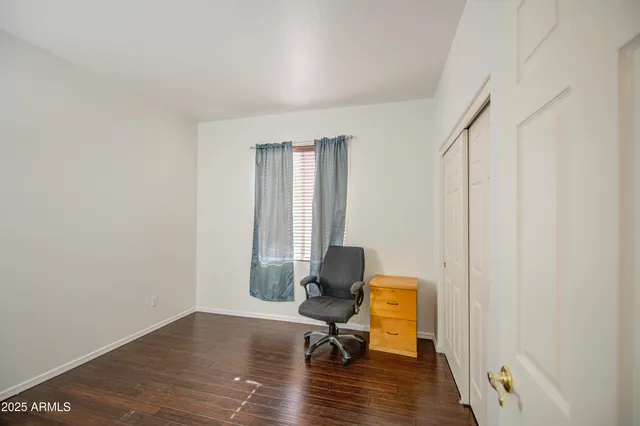 $2,000 | 8317 North 61st Lane, Glendale, AZ 85302