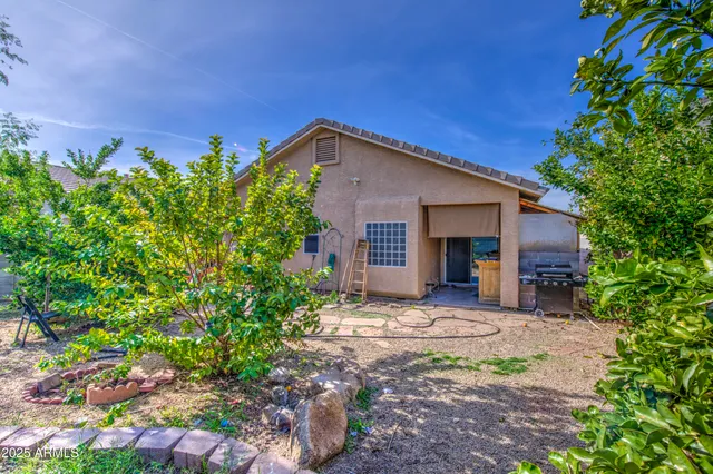 $2,000 | 8317 North 61st Lane, Glendale, AZ 85302