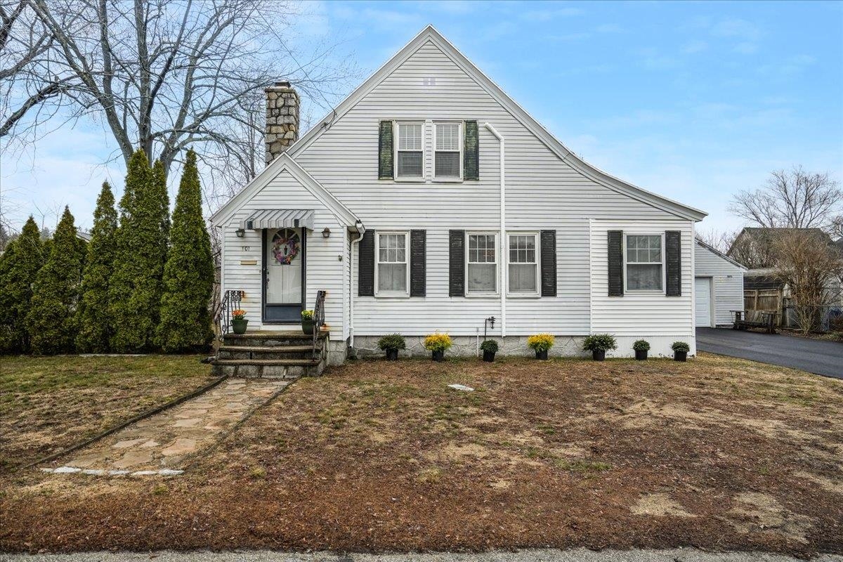 101 Avon Street Manchester, NH 03102 - Photo 3 of 44