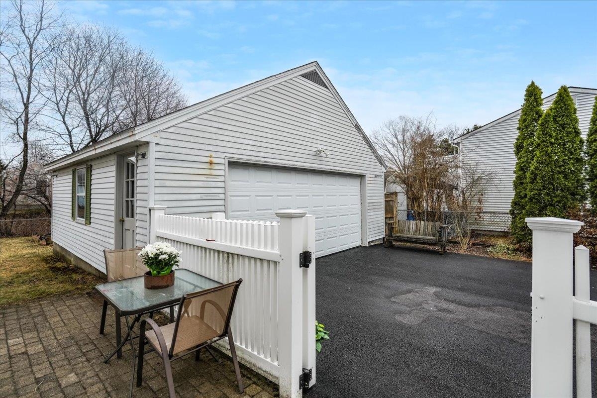 101 Avon Street Manchester, NH 03102 - Photo 37 of 44