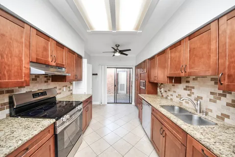 $265,000 | 2468 Bering Drive, Houston, TX 77057