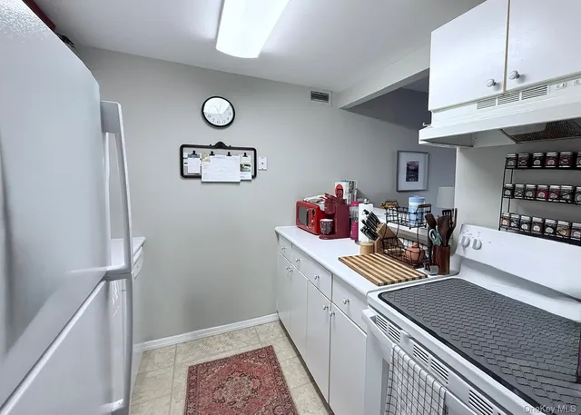 $2,675 | 123 Mamaroneck Avenue, Unit 618, Mamaroneck, NY 10543