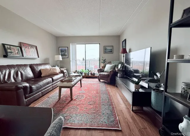 $2,675 | 123 Mamaroneck Avenue, Unit 618, Mamaroneck, NY 10543