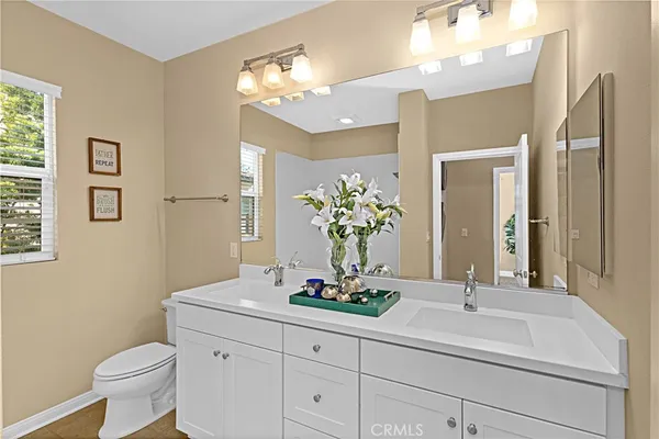 $1,748,000 | 79 Island Coral, Irvine, CA 92620