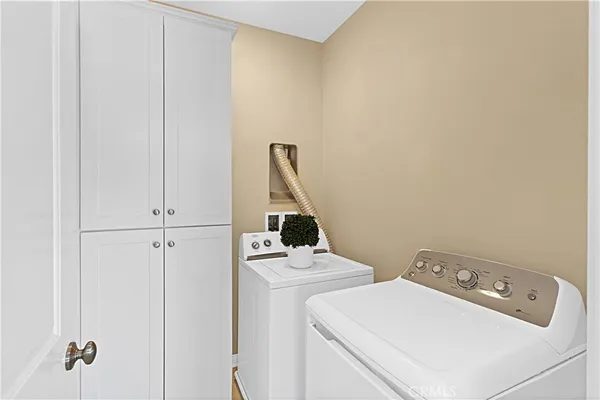 $1,748,000 | 79 Island Coral, Irvine, CA 92620