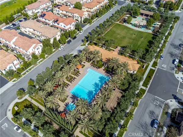 $1,748,000 | 79 Island Coral, Irvine, CA 92620