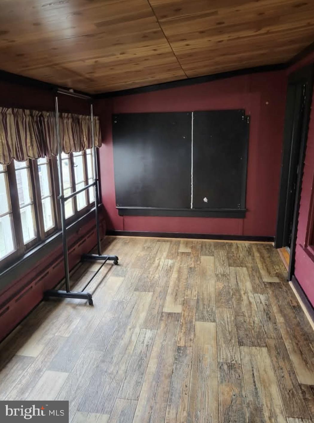 1130 Moore Street Huntingdon, PA 16652 - Photo 8 of 17 Upstairs unit entry way