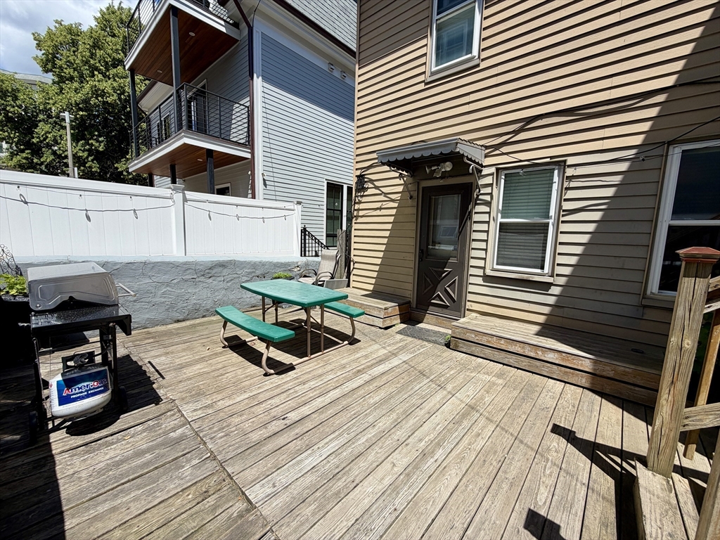 101 Farragut Road, Unit 1R Boston, MA 02127 - Photo 5 of 9