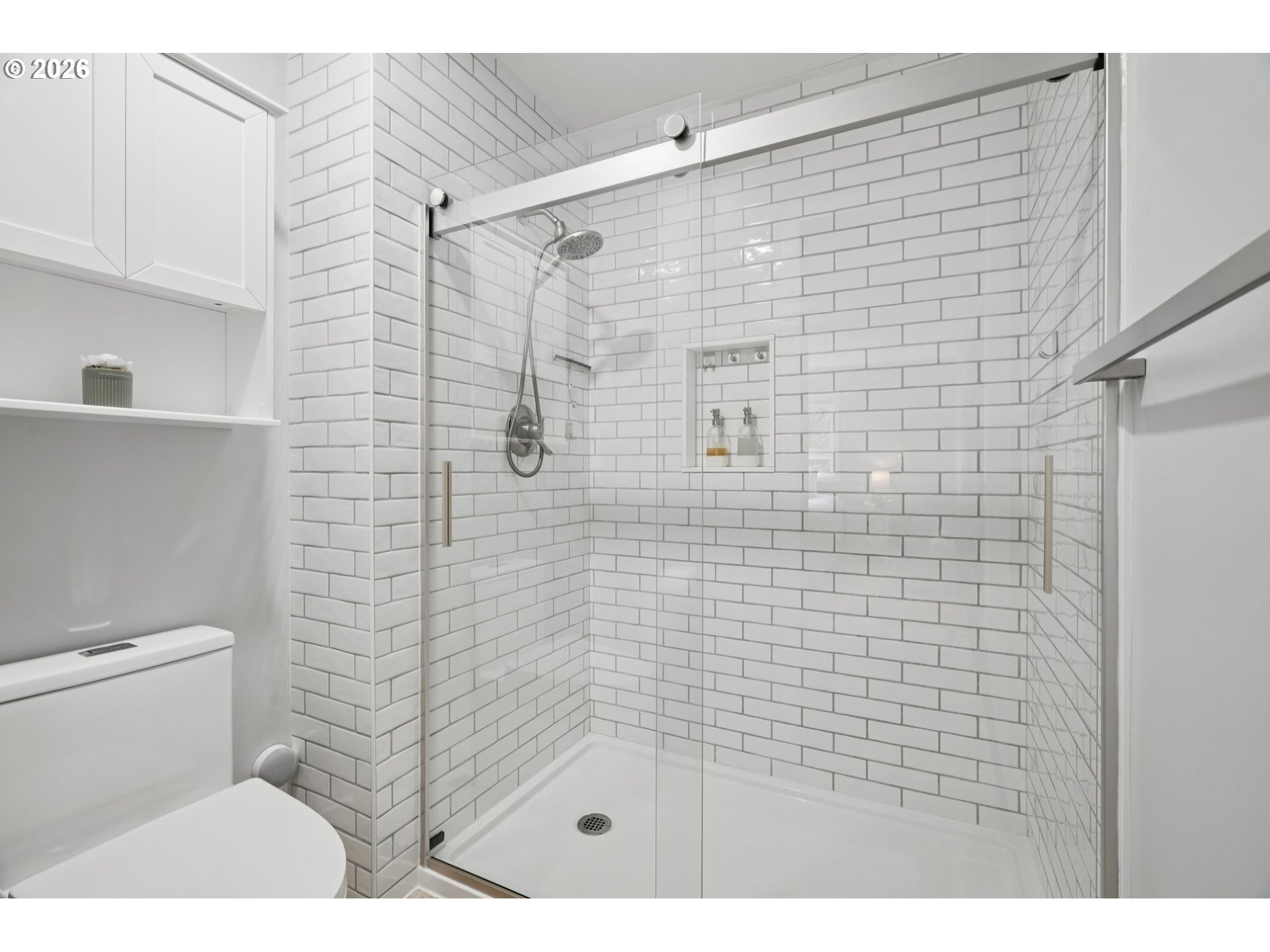 625 Southwest Miller Court Gresham, OR 97080 - Photo 17 of 44