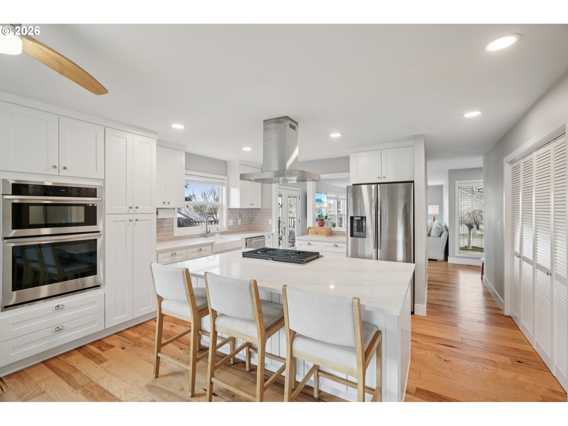 625 Southwest Miller Court Gresham, OR 97080 - Photo 10 of 44