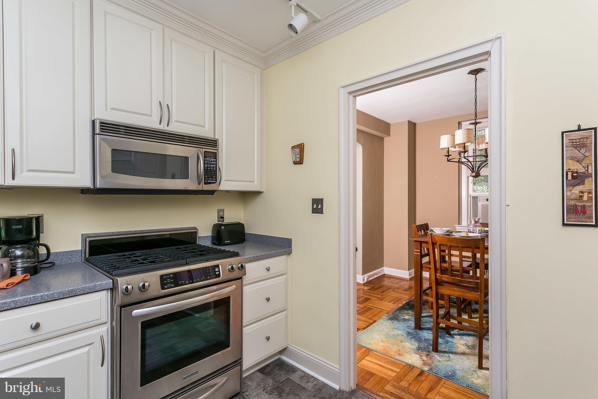 221 Ridgemede Road, Unit 205 Baltimore, MD 21210 - Photo 14 of 26 Kitchen