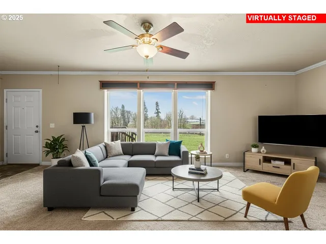 $300,000 | 22170 Tiller Trail Highway, Days Creek, OR 97429