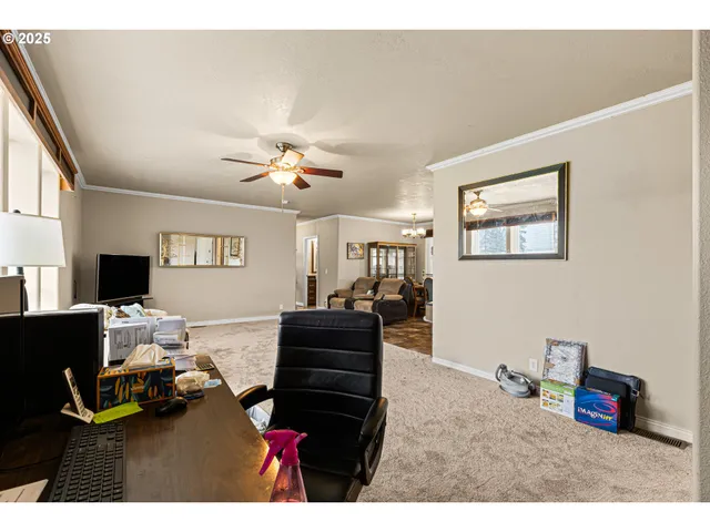 $300,000 | 22170 Tiller Trail Highway, Days Creek, OR 97429