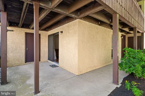 $196,000 | 401 Shawmont Avenue, Unit B, Philadelphia, PA 19128