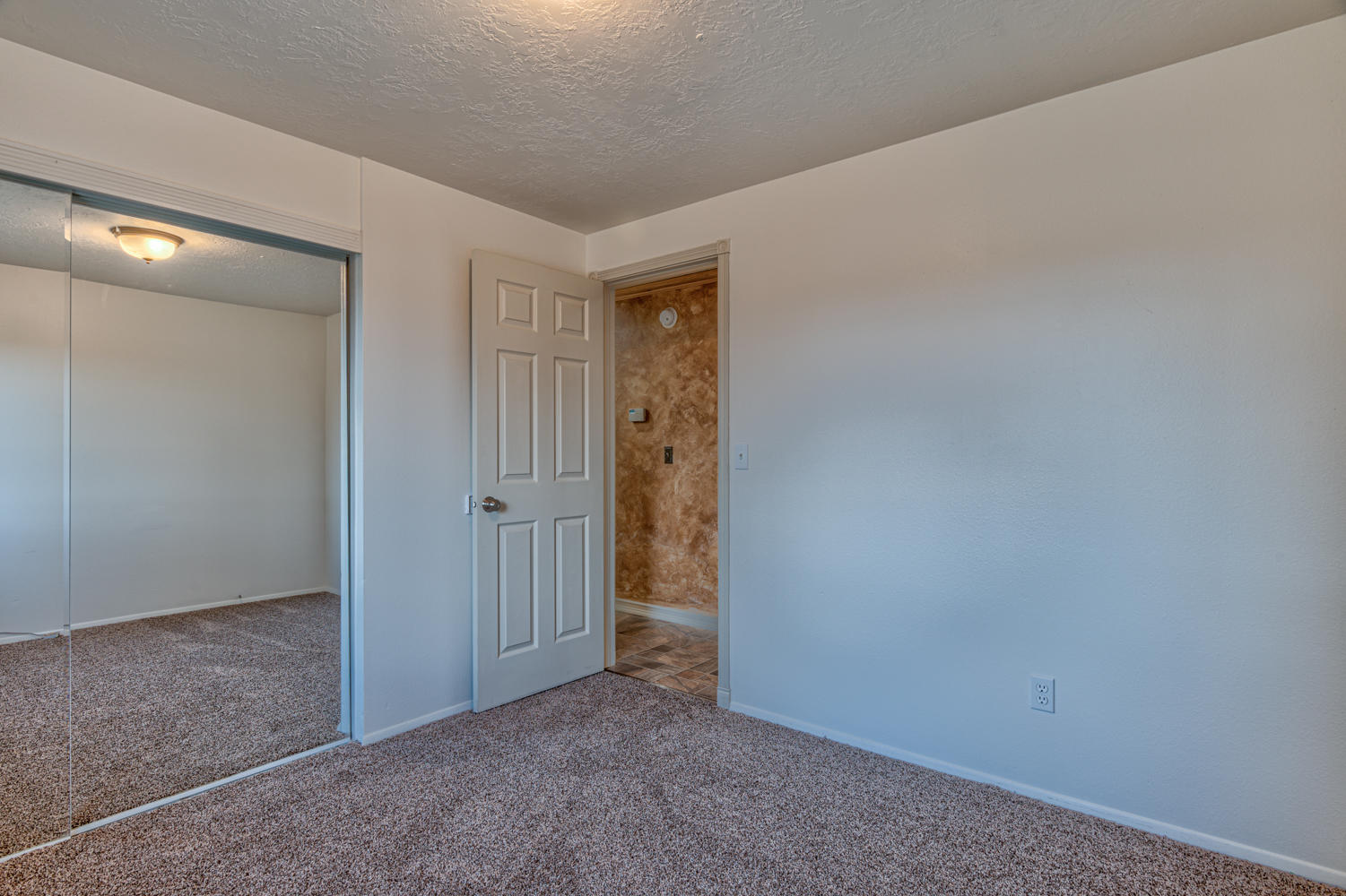 52675 Huntington Road La Pine, OR 97739 - Photo 16 of 43 52675 Huntington Rd., LaPine - 26