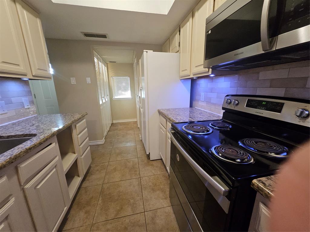4535 North O'Connor Road, Unit 1214 Irving, TX 75062 - Photo 4 of 21