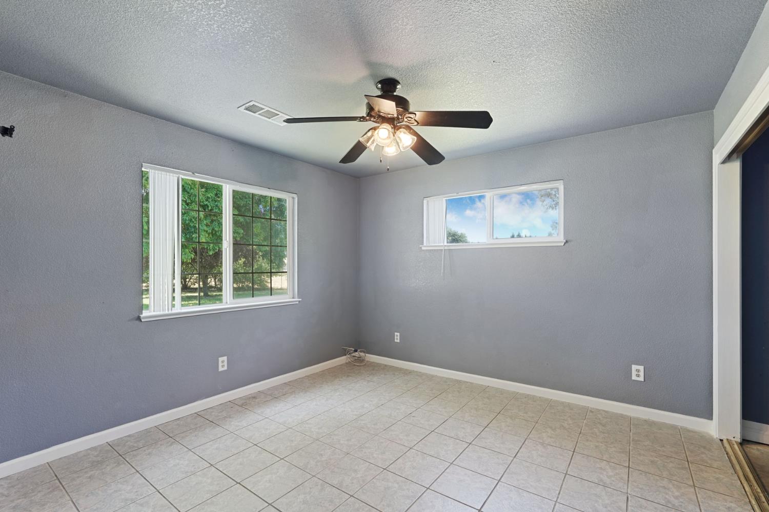 11220 North Golfview Road Lodi, CA 95240 - Photo 36 of 73