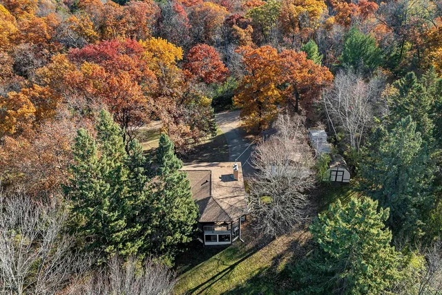 $449,900 | 13960 Paris Avenue North, Stillwater, MN 55082