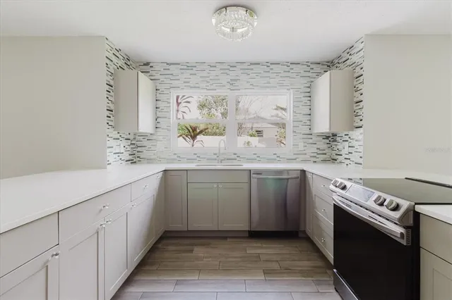 $478,500 | 1111 Bryan Road, Brandon, FL 33511