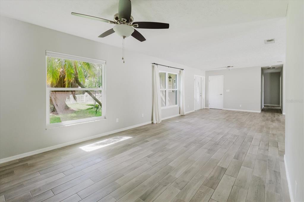 1111 Bryan Road Brandon, FL 33511 - Photo 5 of 51