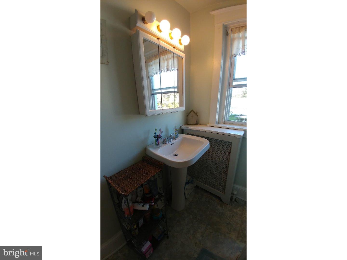 306 South Springfield Road Clifton Heights, PA 19018 - Photo 19 of 25