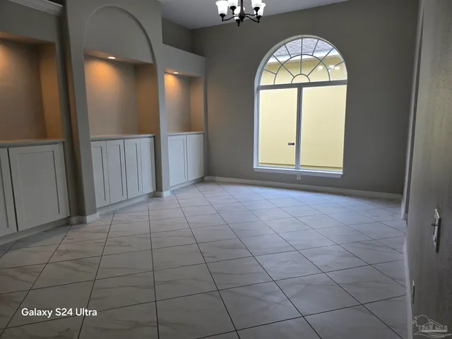 $635,500 | 1100 Willowood Circle, Gulf Breeze, FL 32563