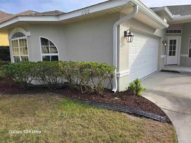 $635,500 | 1100 Willowood Circle, Gulf Breeze, FL 32563