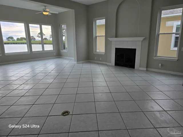$635,500 | 1100 Willowood Circle, Gulf Breeze, FL 32563