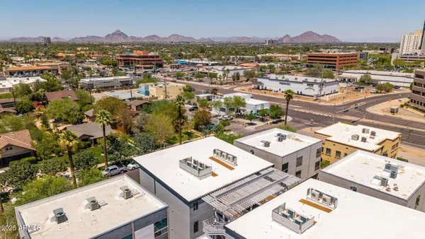 $1,999 | 531 East Willetta Street, Unit 102, Phoenix, AZ 85004