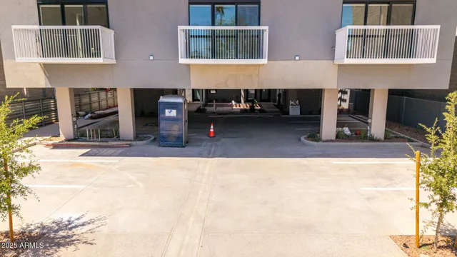 $1,999 | 531 East Willetta Street, Unit 102, Phoenix, AZ 85004