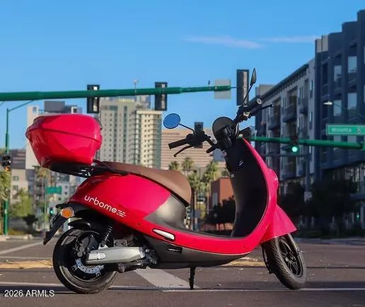 $1,999 | 531 East Willetta Street, Unit 102, Phoenix, AZ 85004