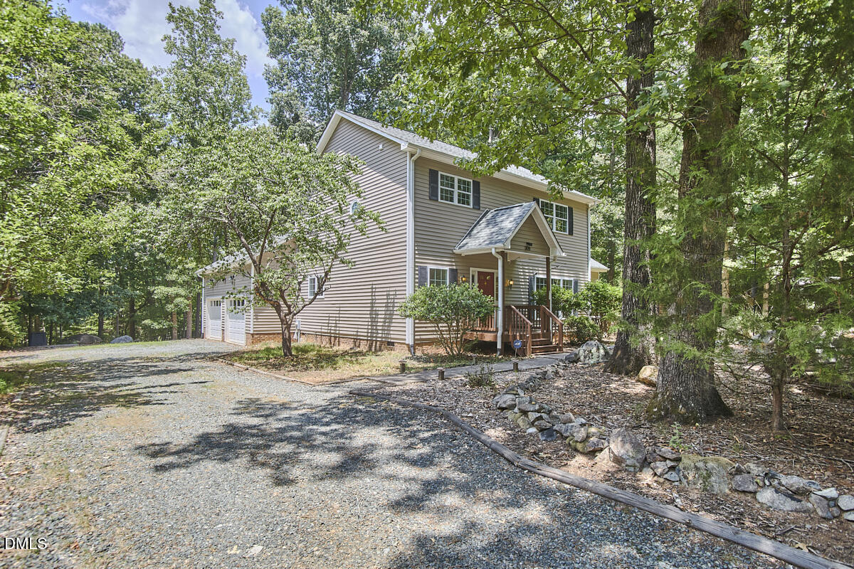309 Blueridge Road Carrboro, NC 27510 - Photo 5 of 63 014