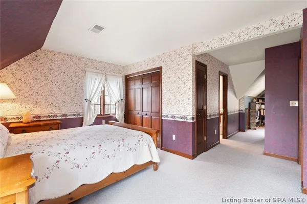 $849,900 | 925 West Oakwood Lane, Paoli, IN 47454