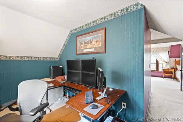 $849,900 | 925 West Oakwood Lane, Paoli, IN 47454