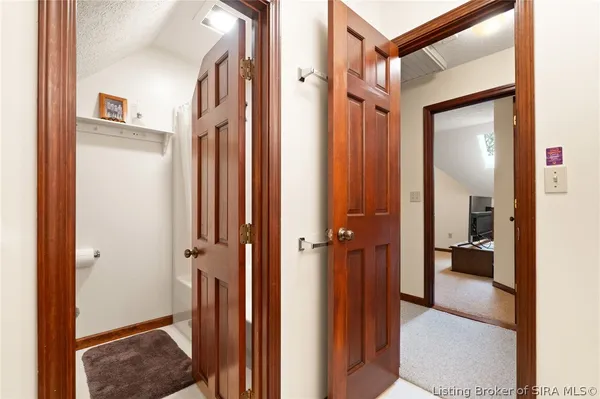 $849,900 | 925 West Oakwood Lane, Paoli, IN 47454