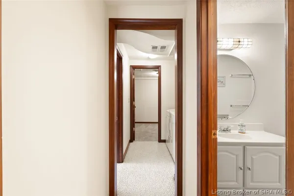 $849,900 | 925 West Oakwood Lane, Paoli, IN 47454